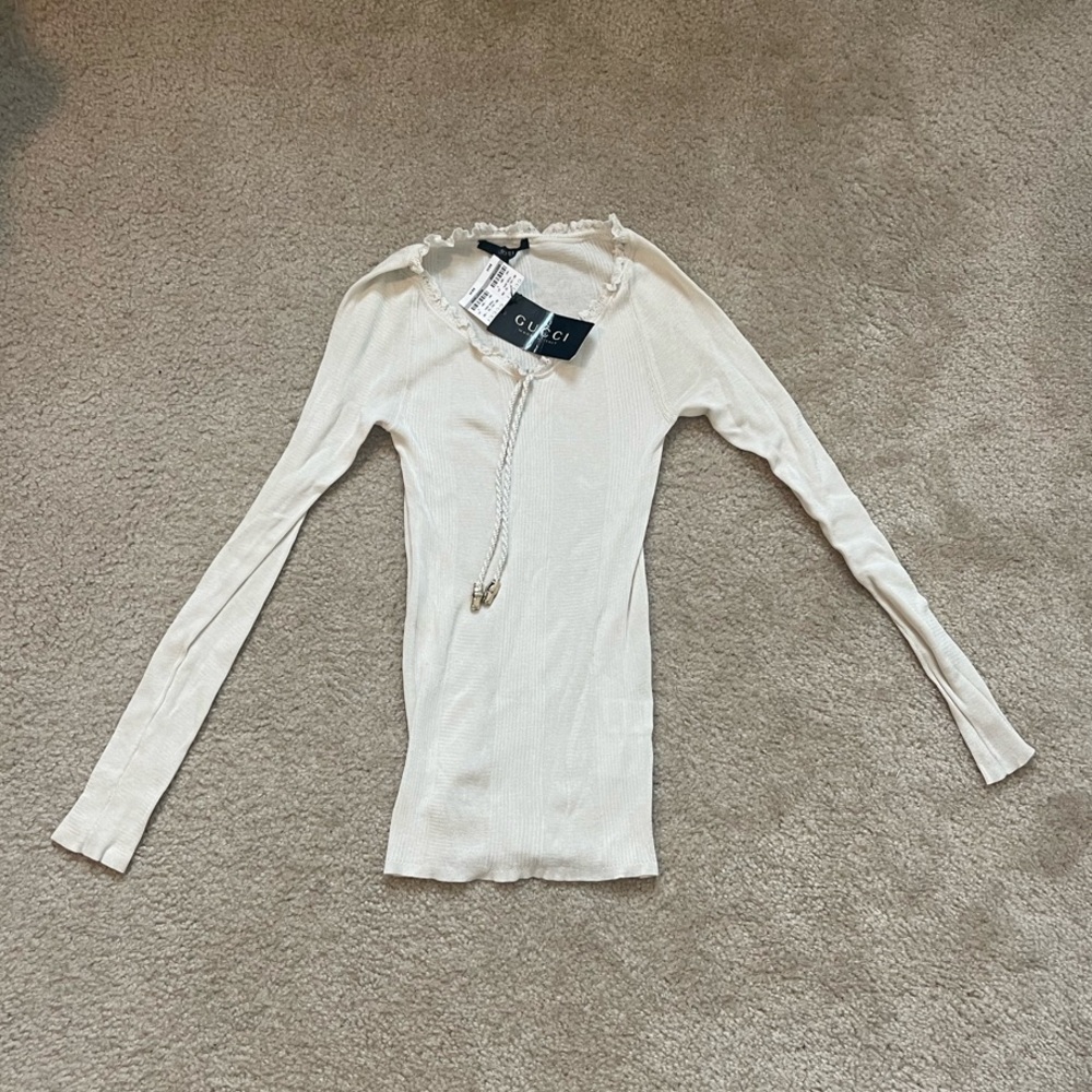 Gucci Elegant Cream Long Sleeve Top
